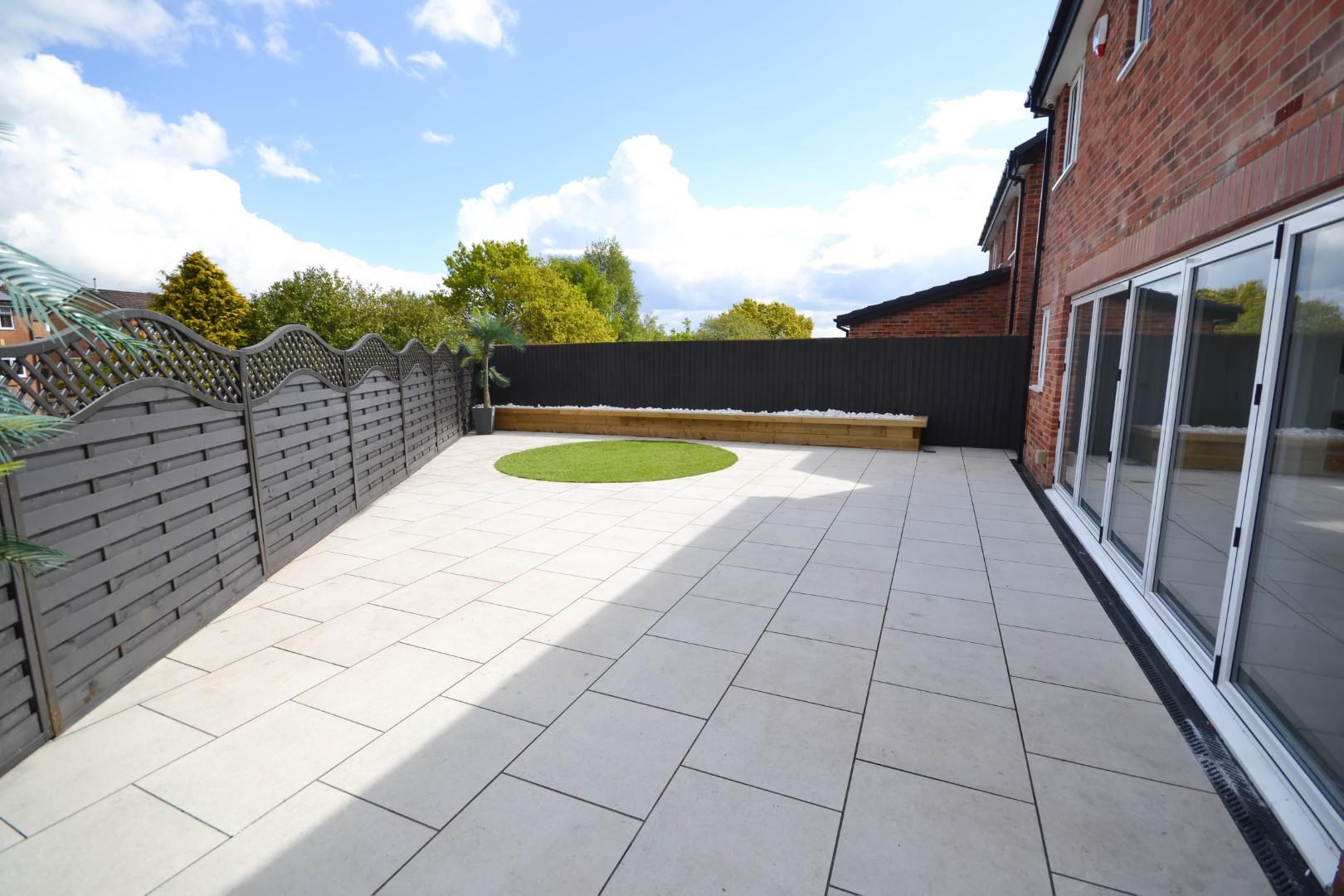 Farm Crescent, Radcliffe, Manchester Pearson Ferrier Estate Agents